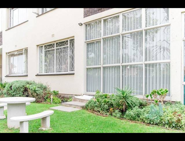 2 BEDROOM APARTMENT FOR SALE IN EASTLEIGH